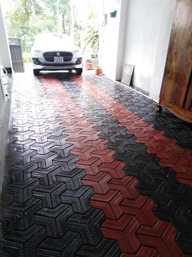 Y&Y Residence Kandy Exterior foto